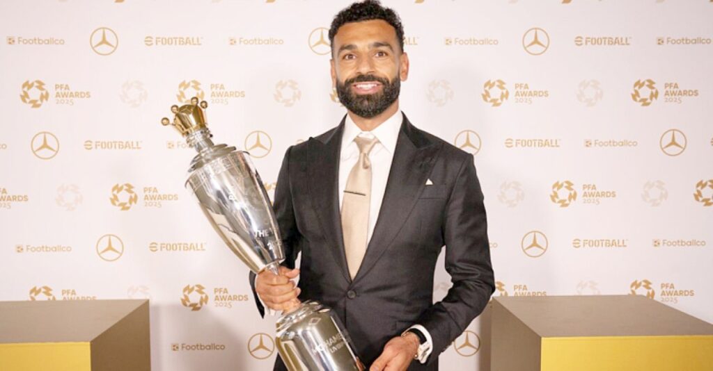 ইতিহাস গড়ে বর্ষসেরা সালাহ