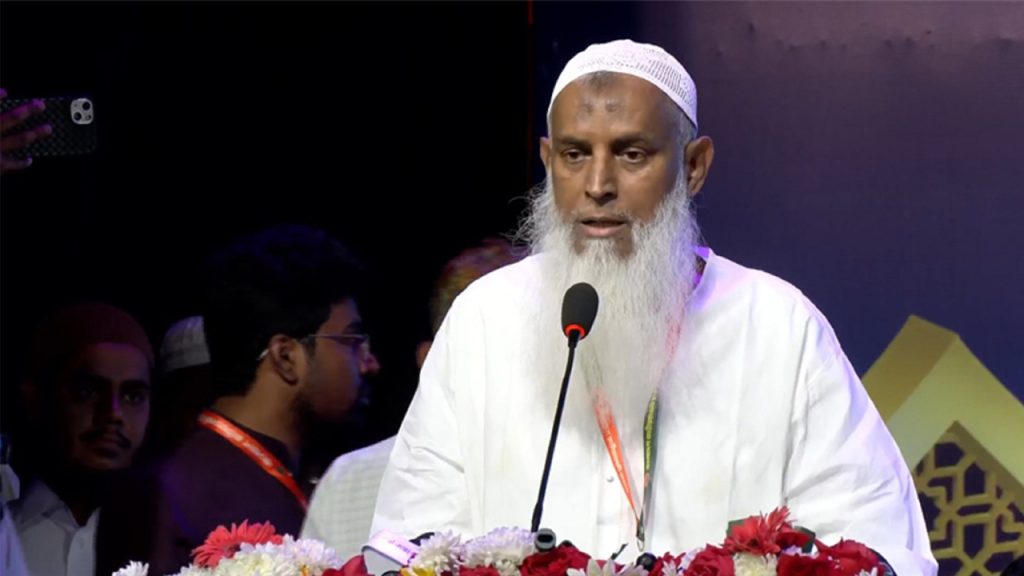 ‘হজযাত্রীদের সেবায় ব্যর্থ হলে আমাদের পদত্যাগ করা উচিত’ : ধর্মমন্ত্রী