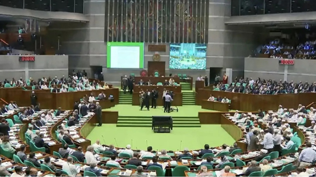 জাতীয় সংসদে ৭টি বিল পাস,৩ টিতে ‘নোট অব ডিসেন্ট’