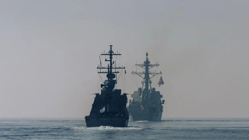 হরমুজে যুদ্ধজাহাজ মোতায়েনের দাবি যুক্তরাষ্ট্রের